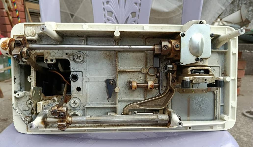 Privilege Sewing Machine 4