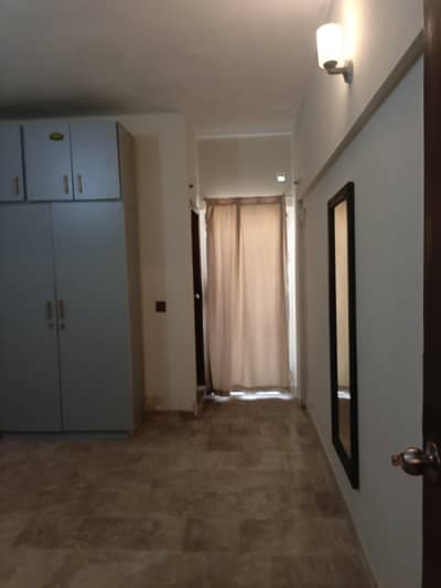 Flat DHA, Phase 6, Near Ever Green restaurant Karachi