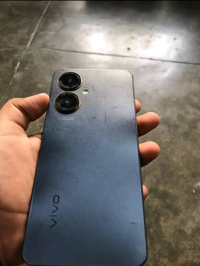 vivo y27