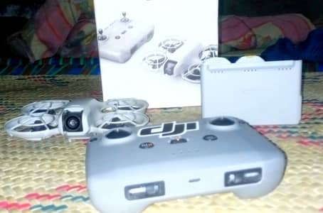 Like new slightly used 10/10 condition. 4k video recording