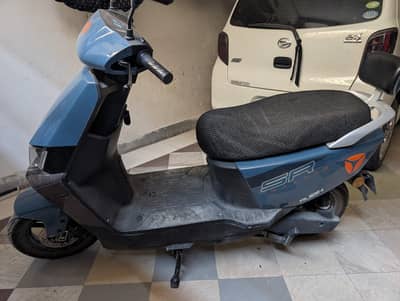 Yadea Ruibin Model (best variant uptill now) Just 2,097 KMS