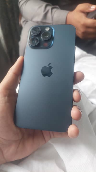 i phone 15pro max condition 10/10