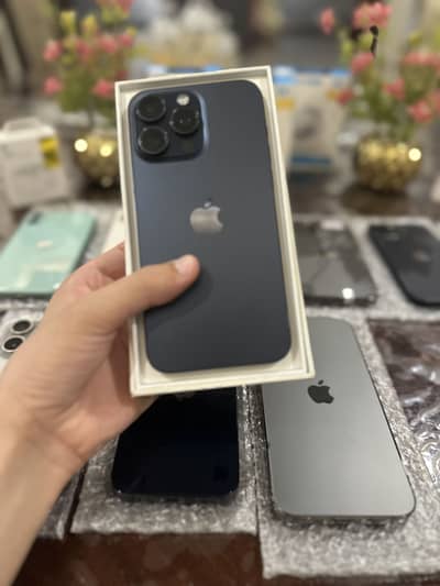 Iphone 15pro max 256gb | PTA | Physics esim