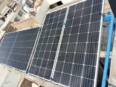 Two Solar Panels 180W