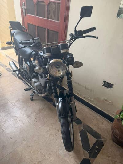 suzuki Gs150