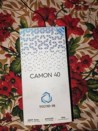 TECNO CAMON  complete box