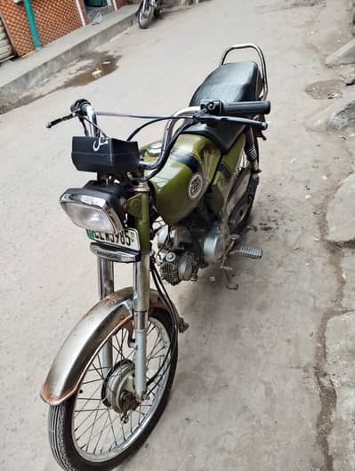 urgent sale dhoom 70cc 11 model good condition