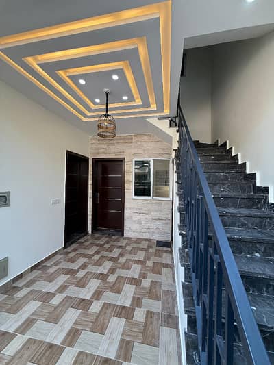 Modern 4-Bed Luxury House G-11/2 Islamabad Near Marka