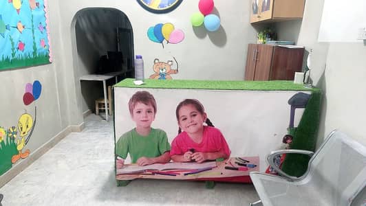 TEW School furniture, computers, projector, chairs, led, desks, tables