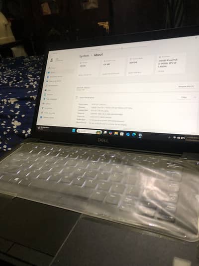 Cor i7 8th generation 128mb internal graphics card