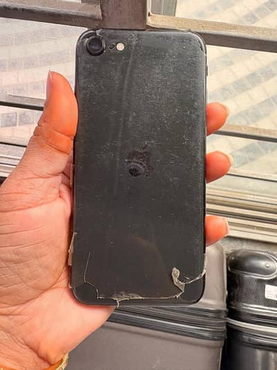 Iphone se 2020 sealed pack. 64gb mdm locked. nonpta but scom sim work