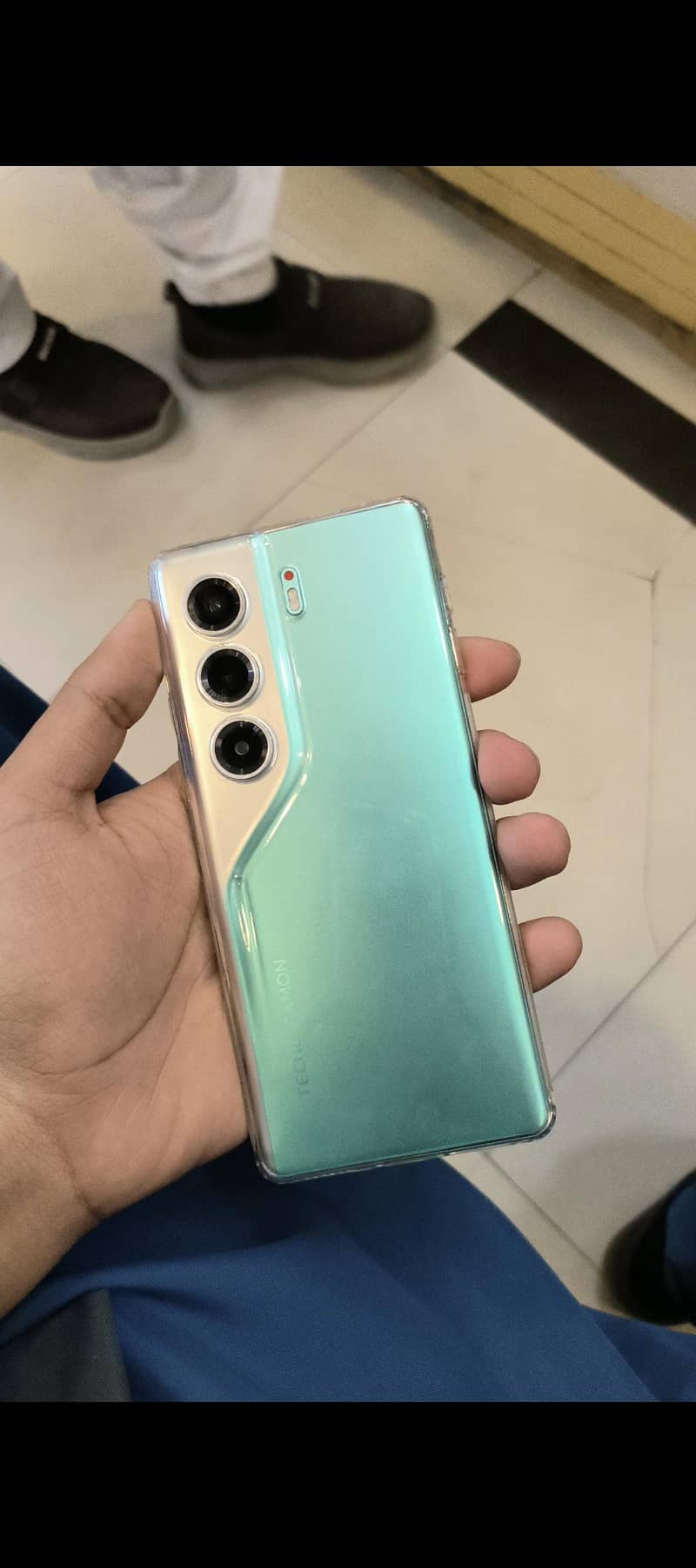 camon 40 pro 1