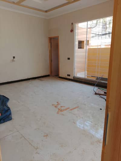 BRAND NEW HOUSE FOR RENT AT AN IDEAL LOCATION