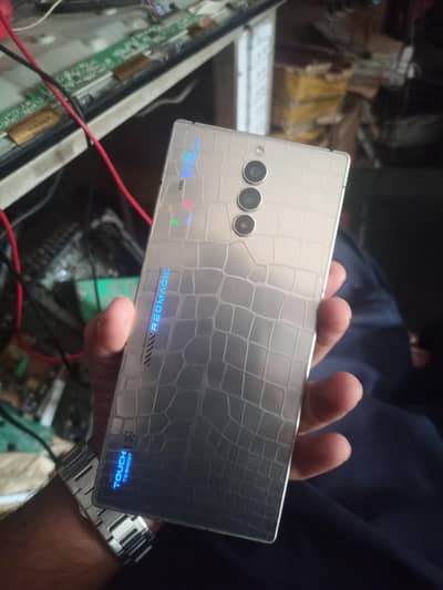 Redmagic 8s pro 16/512. condition 9.9/10