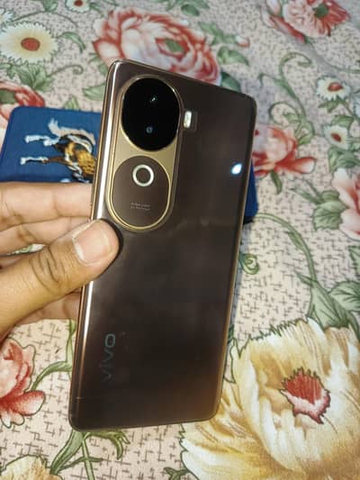 vivo v40e for sell