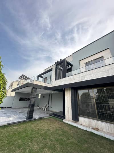 1 KANAL 1.5 STORY HOUSE FOR SALE IN E1