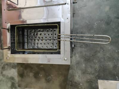 Deep fryer for fast food