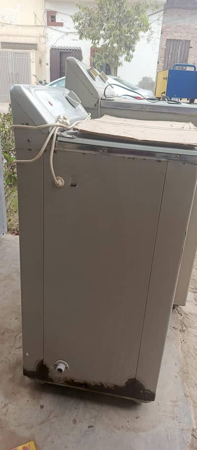 Dryer machine good condition 99% grunty