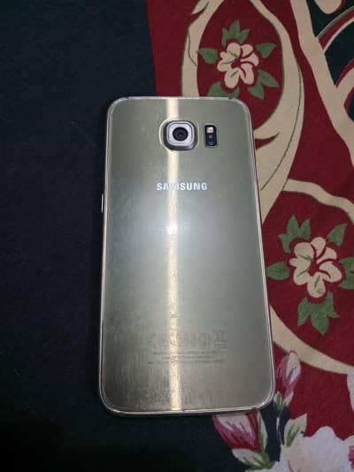Samsung Galaxy S6 For Sale In Mint Condition.