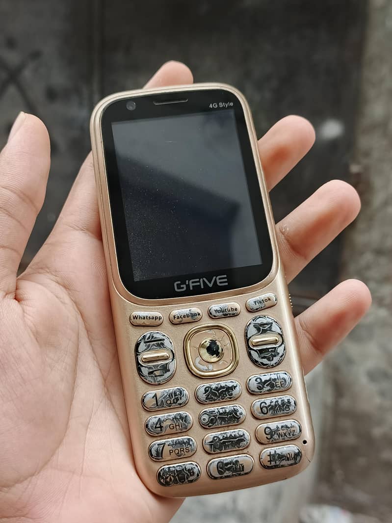 G Five Touch screen 3