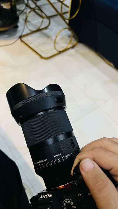 Sigma lens