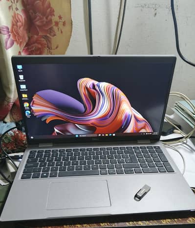 I am selling "Dell Laptop" Core i5 11th Gen windows 11 Pro