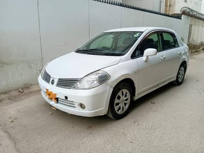 Nissan Tidda 2007/12 white
