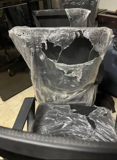 Office chair Almost new condition 03367884275