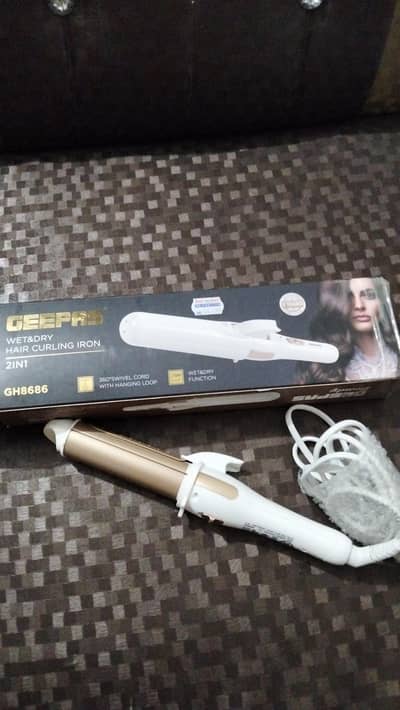 Hair straightener with curler 2in 1