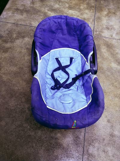 baby carry cot and bath tub