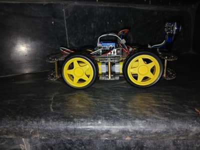 Arduino uno based obsatcale avoiding car