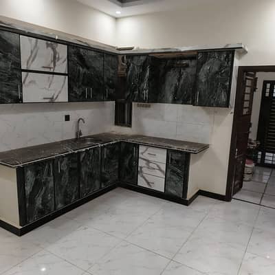 New Condition *2 Bed DL* Apartment