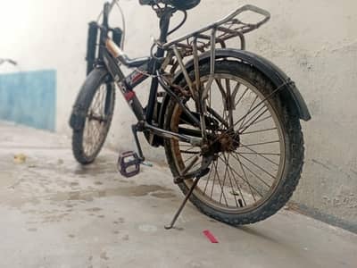 black  cycle every thing geniune avalibale