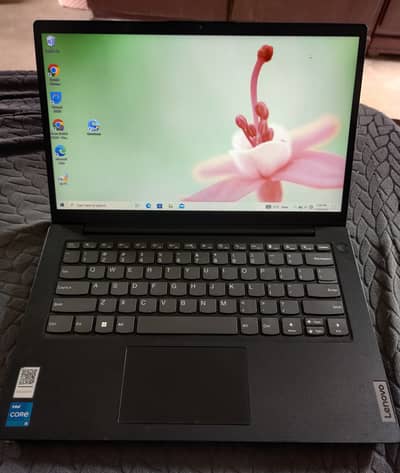 Lenovo 12th Gen 256 SSD 8GB RAM