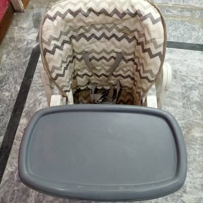 Baby High Chair / Baby feeding Chair