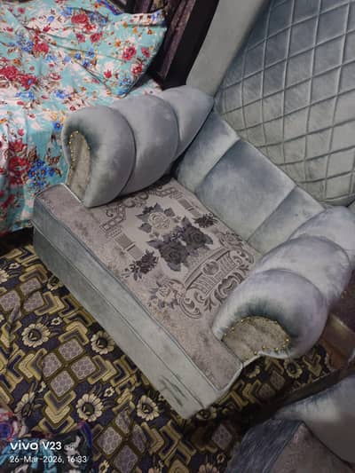 New Sofa Sets only 3 days used. . . . . selling due to space issue