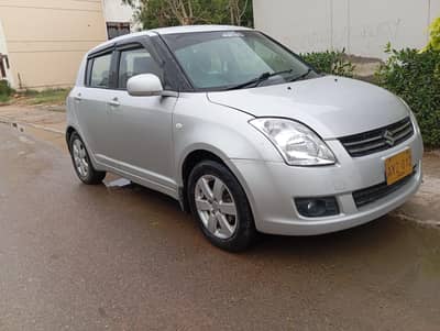 SUZUKI SWIFT DLX AUTOMATIC SCRATCHLESS MINT CONDITION
