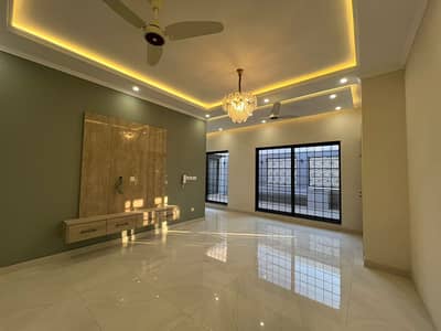 1 Kanal Upper Portion For Rent In DHA Phase 7 - Separate Entrance