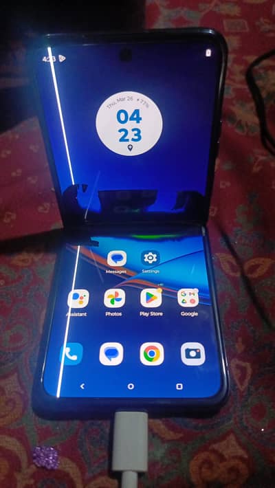 Motorola razer 40ultra 12Ram 256 Gb Memory