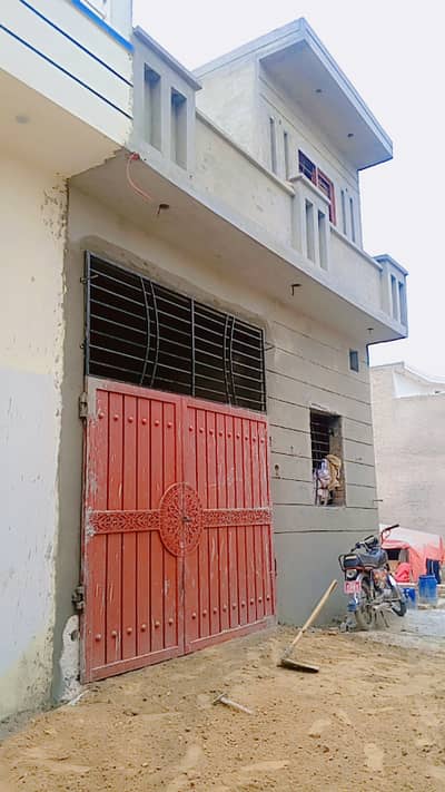 Bashir town near darbar Mehal road 2.5 mrla Sami double story fuly tile house urgent Sale,