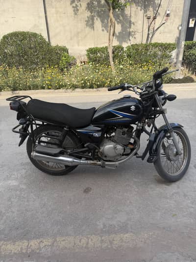 Suzuki 150, Heavy bike feel, very low mileage