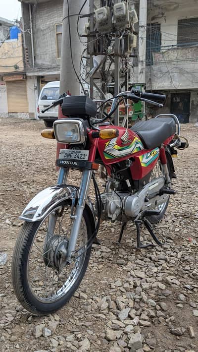 Honda CD70 2022 Model - Excellent Condition - Low Milage - Maintained