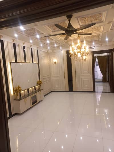 10 Marla Brand New Modern House For Sale In Paragon City, Lahore