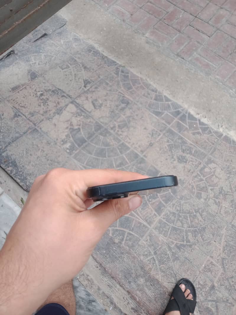 iPhone 13 nonactive 4