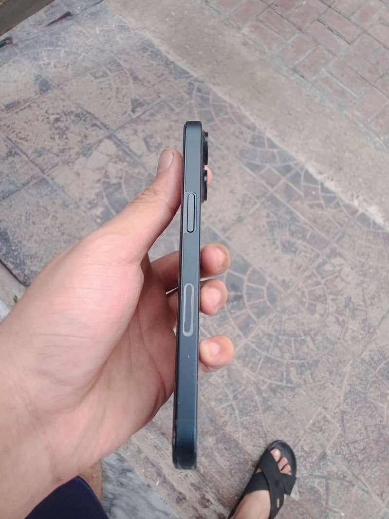 iPhone 13 nonactive 5