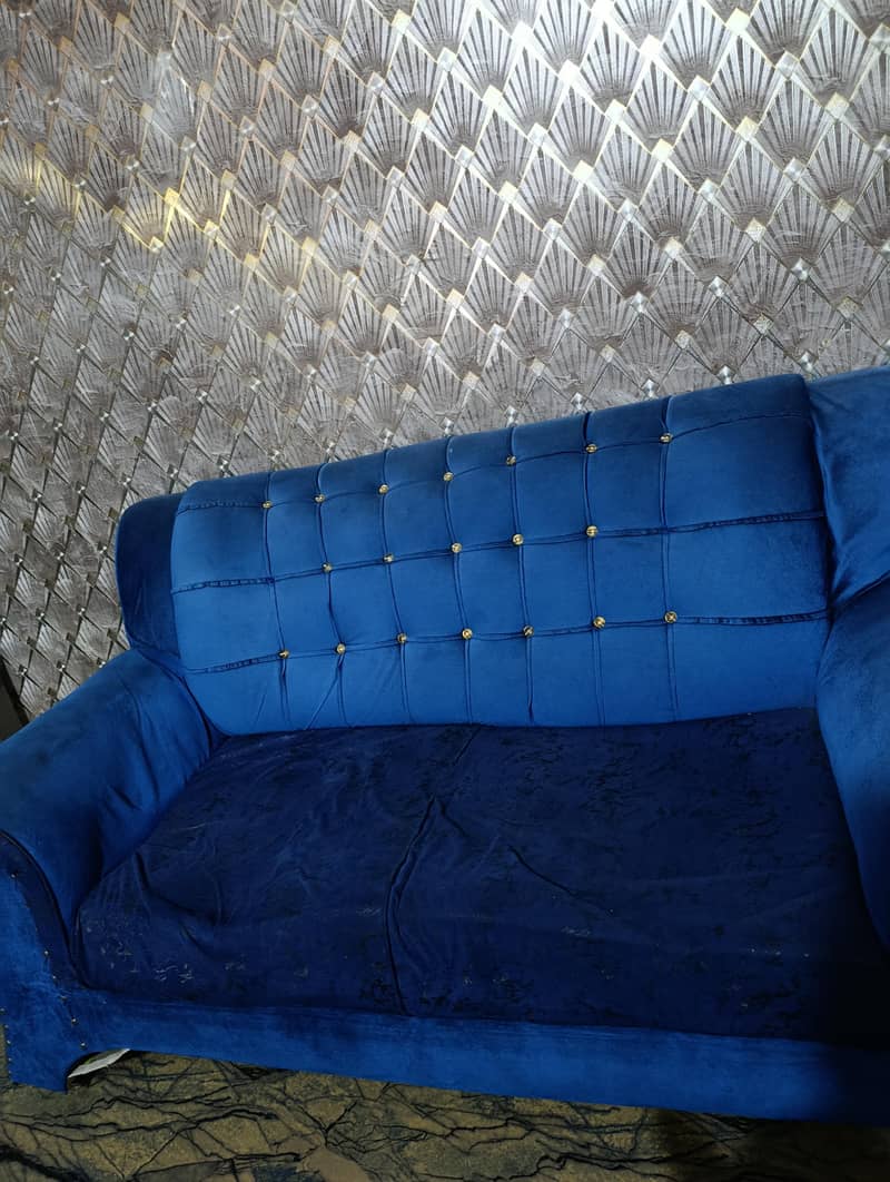 2 seater sofa 0
