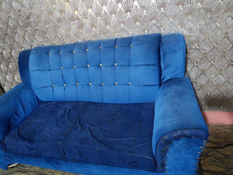 2 seater sofa 1