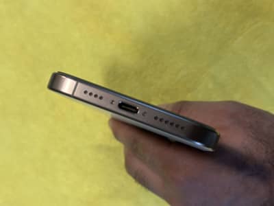 Iphone 16 pro max HK