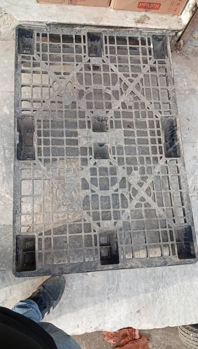 cargo USA plastic pallets