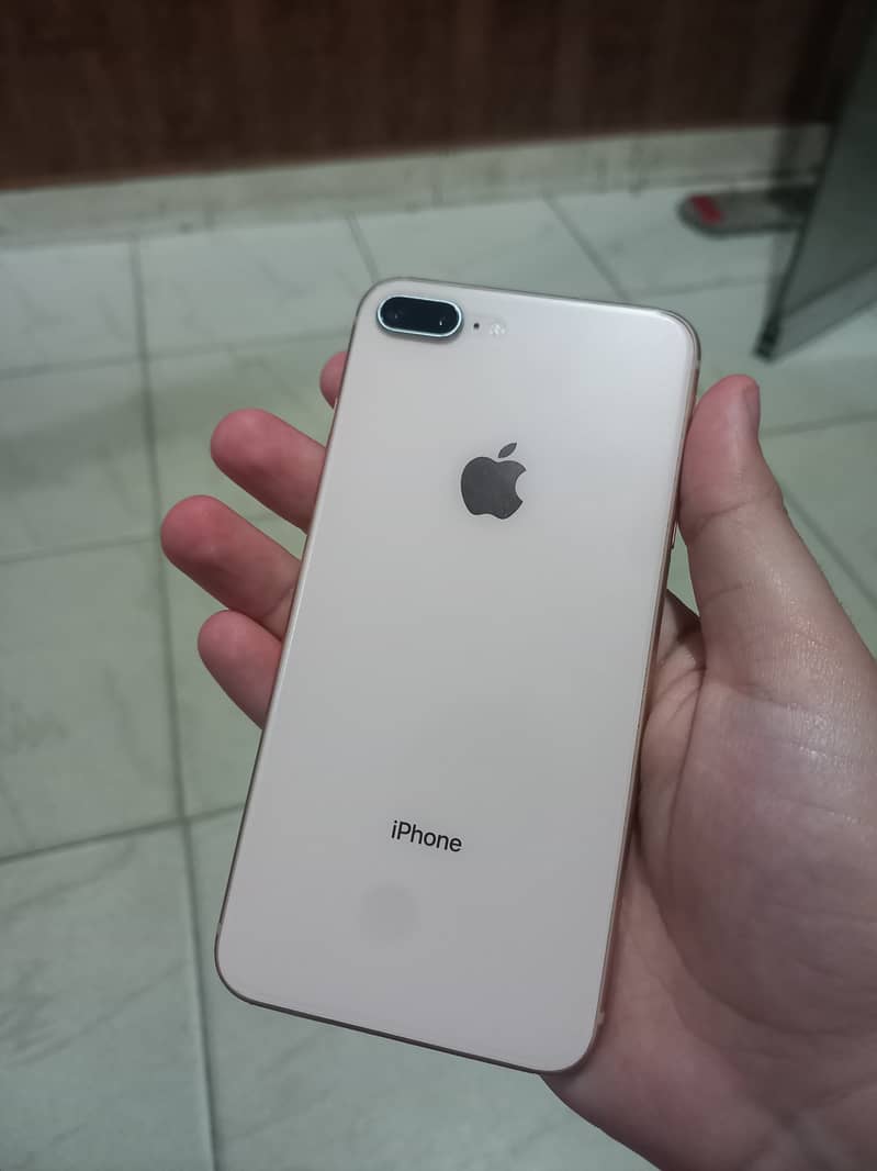 IPhone 8 Plus 1
